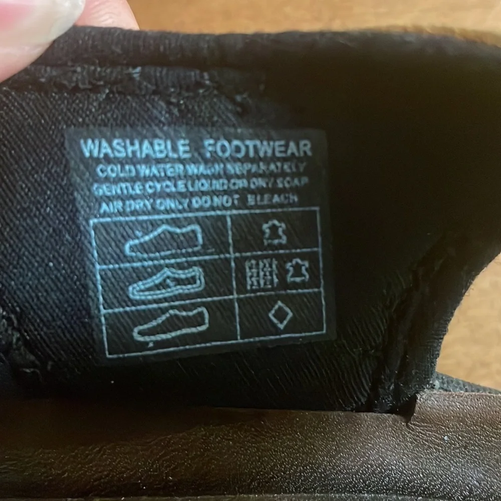 Keen Waterproof Sandals Size 6